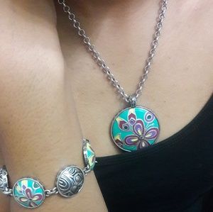 Lucky Brand necklace and bracelet